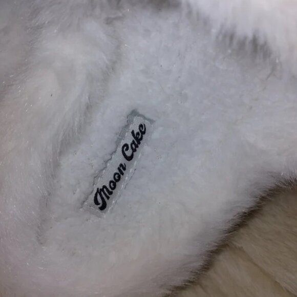 NWT Women's Frog Print Indoor Outdoor Plush Faux Fur Slippers w/Memory foam - Picture 4 of 5